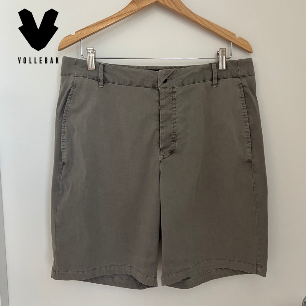 Vollebak Black Algae Shorts, Size XL (Men's), in Grey/Taupe